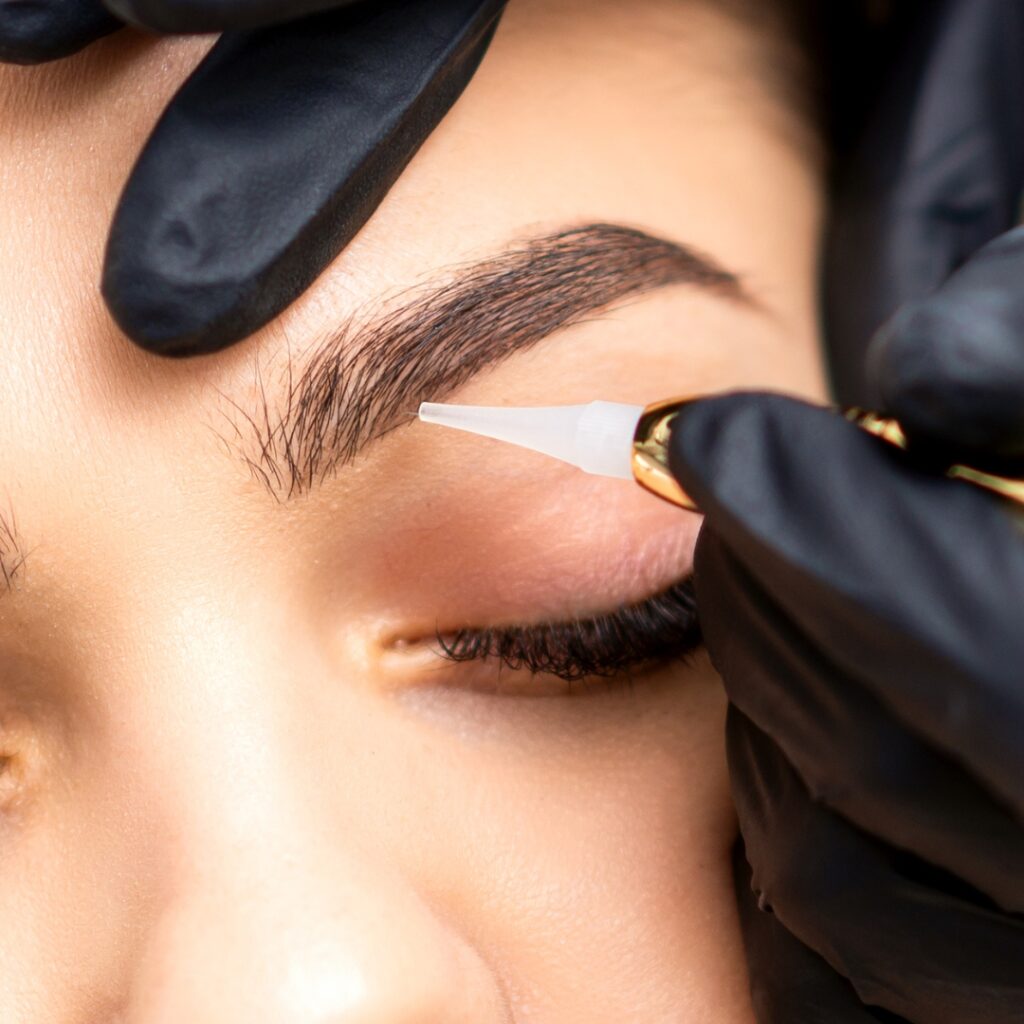 shadow and ombre at occhi lash and brow studio