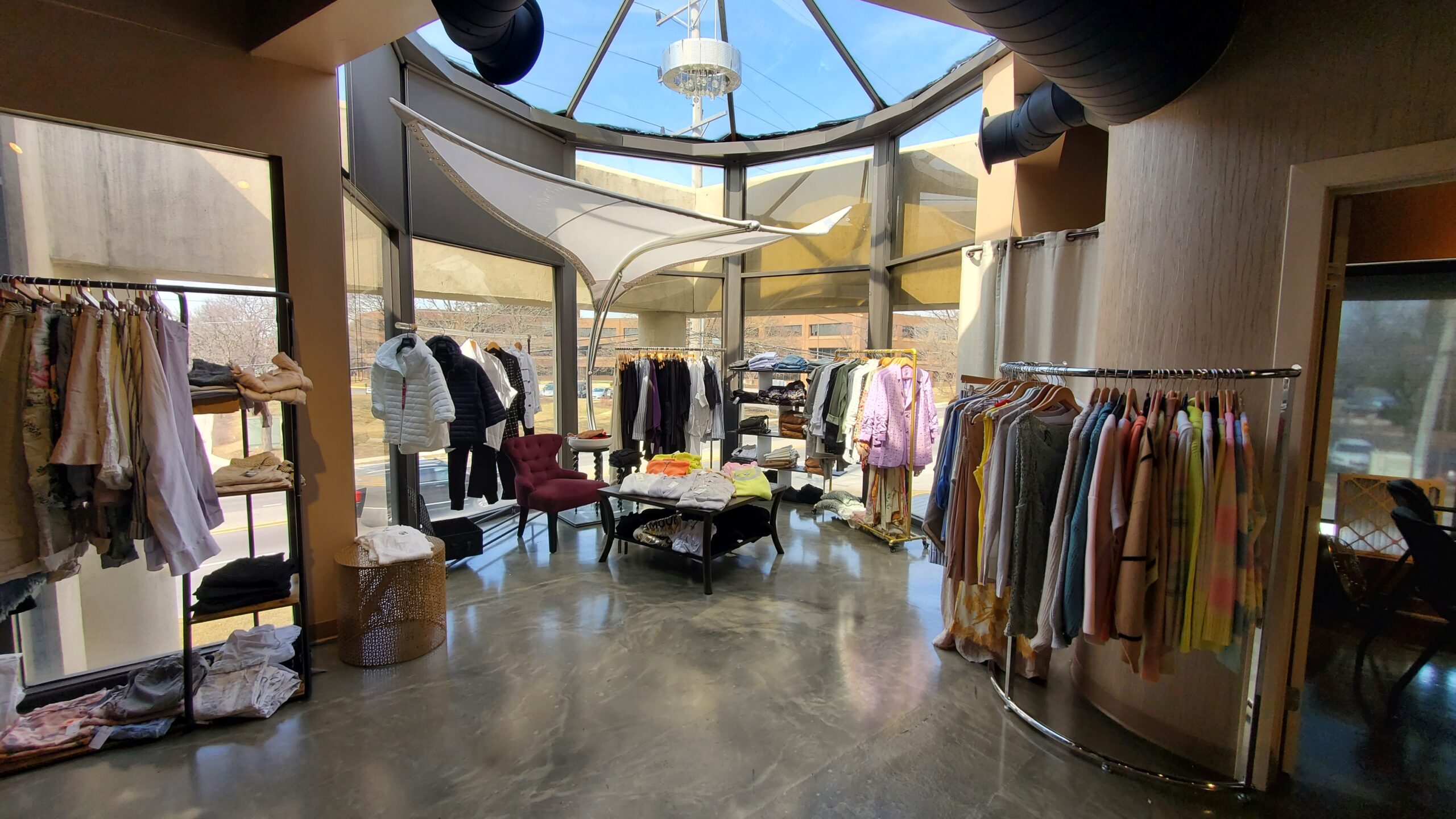 luxury boutique of womens clothing in oakbrook terrace, il